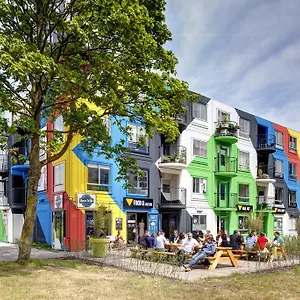 Hotel Zuid Oost Heesterveld / Zoh