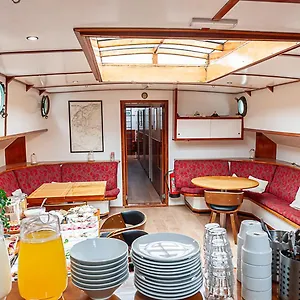 Hostel Panta Rhei Boatique