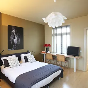 Bed & Breakfast Canal
