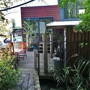 Bed & Breakfast Houseboat Vliegenbos
